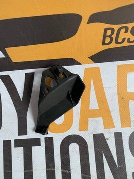 Крепление решетки радиатора SE TOYOTA CAMRY 70 2018-20 100004501 фото