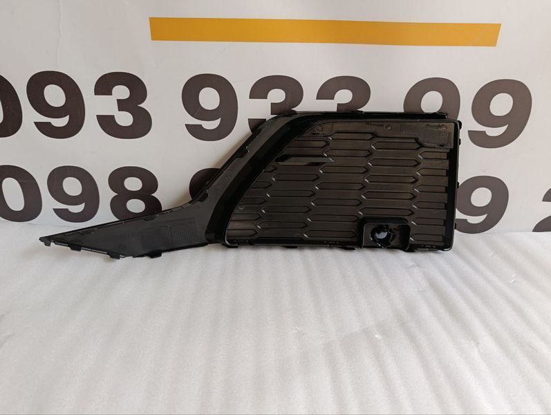 Заглушка противотуманки правая (лицензия) AUDI Q7 2020-23 (4M0890682B) к0000001656 фото